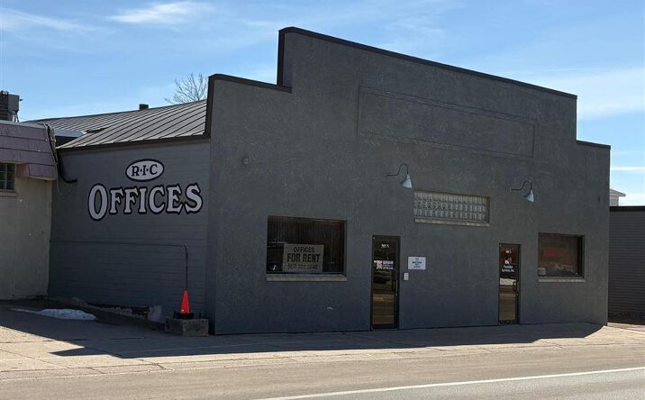 Pictures of Office property located at 505 S State Street, Waseca, MN 56093 for sales - image #1