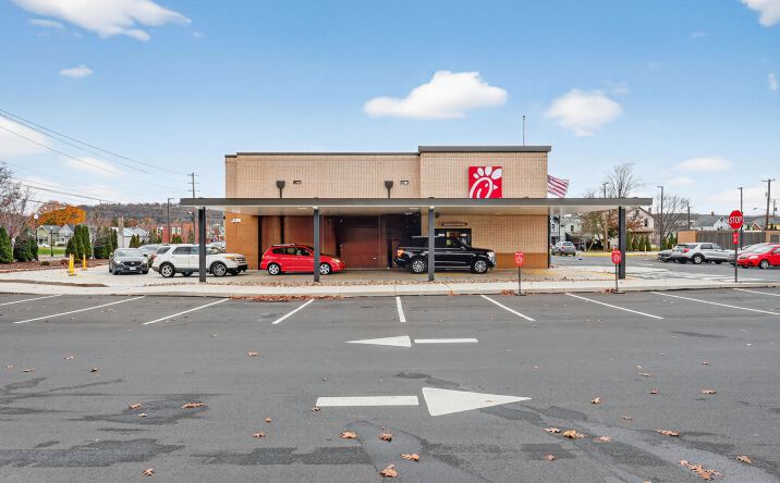 Pictures of Retail property located at 186 Maynard St, Williamsport, PA 17701 for sales - image #1