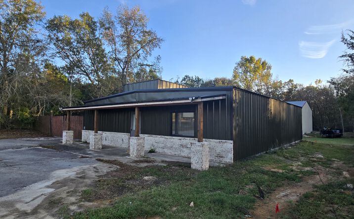 Pictures of Industrial, Mixed Use, Office, Retail property located at 22425 US-80, Statesboro, GA 30461 for sales - image #1