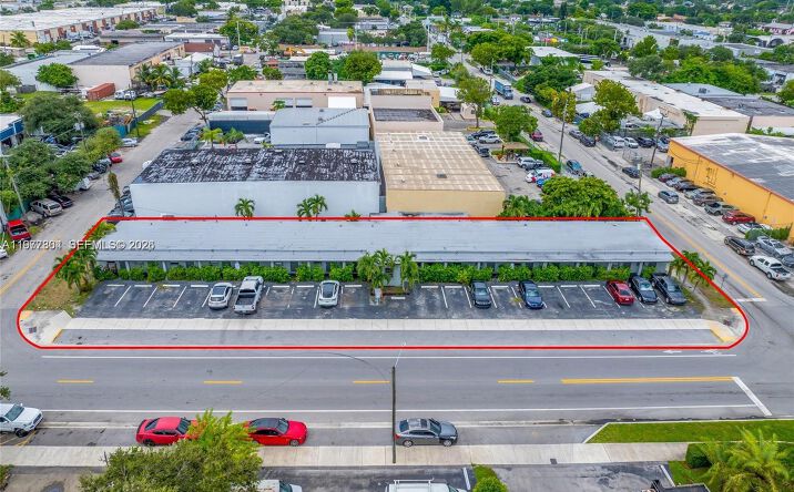 Pictures of Multifamily property located at 5807 SW 25th St # 18 #1-18, West Park, FL 33023 for sales - image #1