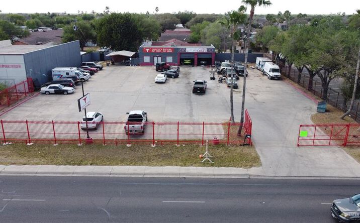 Pictures of Retail property located at 2029 N 23rd Street, McAllen, TX 78501 for sales - image #1