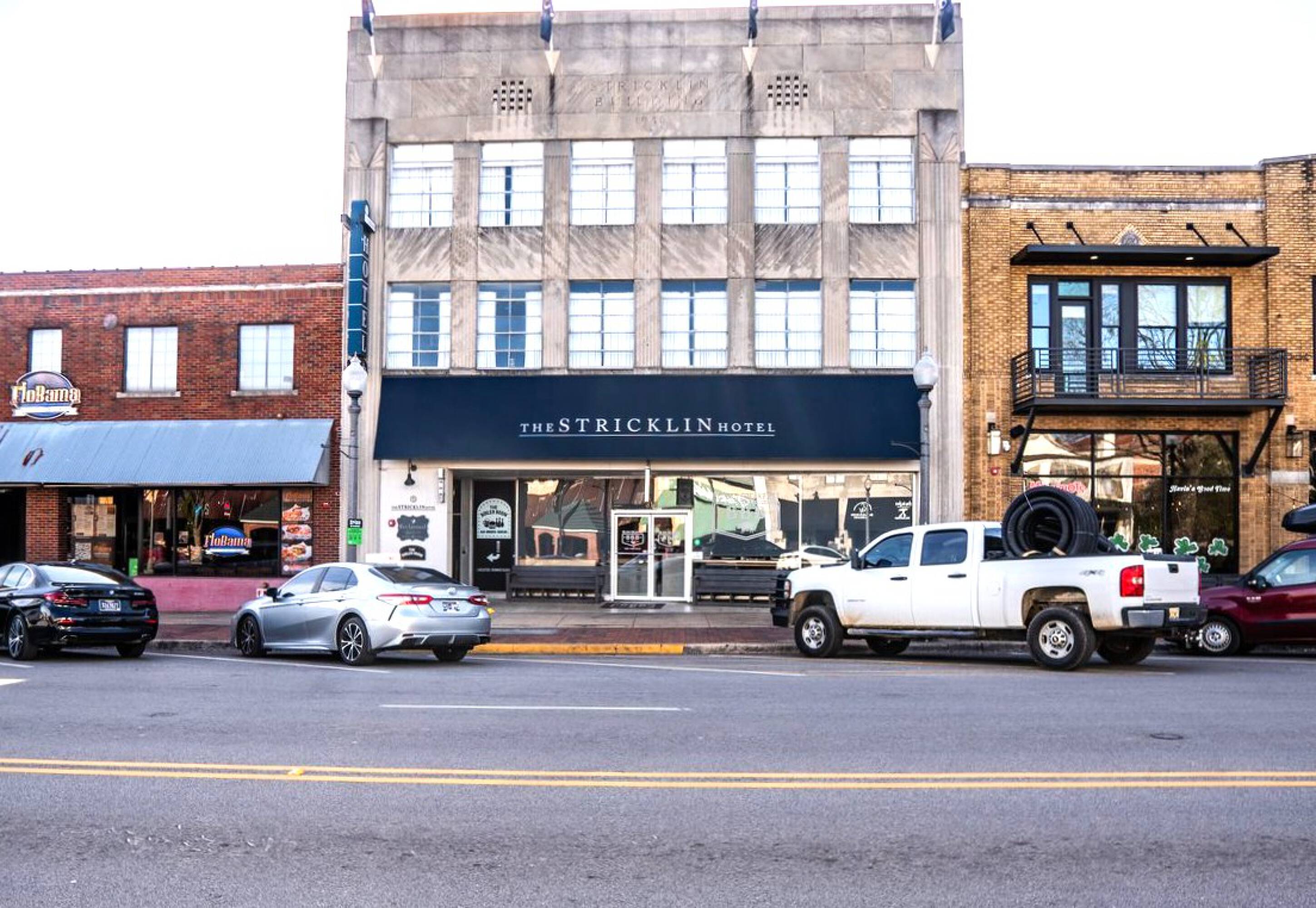 315 N Court St, Florence, AL 35630