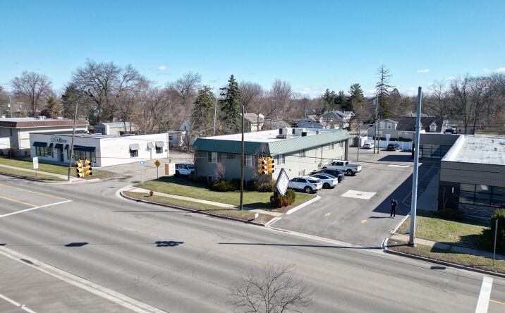 Pictures of Office property located at 3297 Orchard Lake Rd, Keego Harbor, MI 48320 for sales - image #1