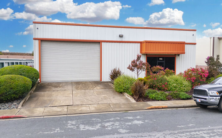 Pictures of Industrial property located at 995 Transport Way, Petaluma, CA 94954 for sales - image #1