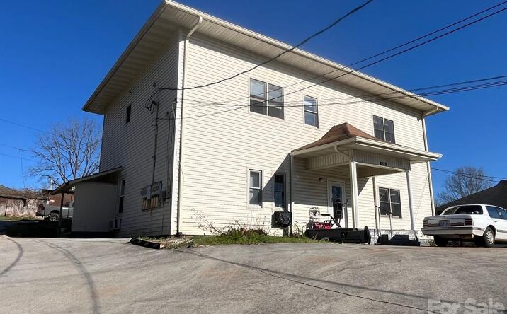Pictures of Multifamily property located at 524 Baldwin Ave, Marion, NC 28752 for sales - image #1