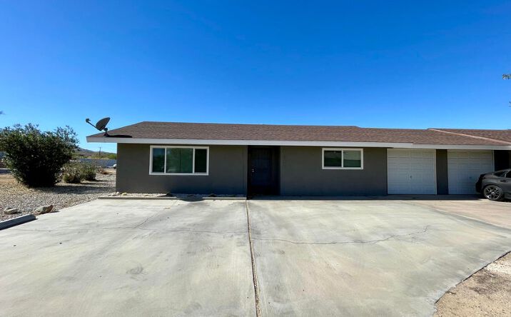 Pictures of Multifamily property located at 61880 Verbena Rd, Joshua Tree, CA 92252 for sales - image #1
