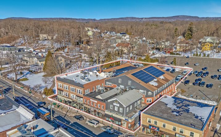 Pictures of Office, Retail property located at 29 N Main St, Southington, CT 06489 for sales - image #1