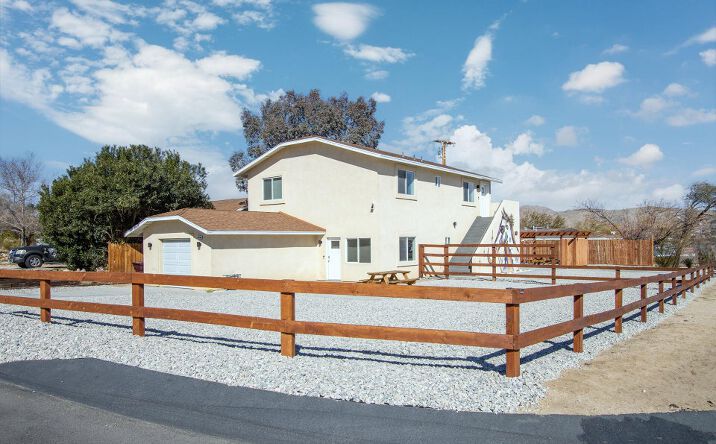 Pictures of Multifamily property located at 61786 Desert Air Rd, Joshua Tree, CA 92252 for sales - image #1