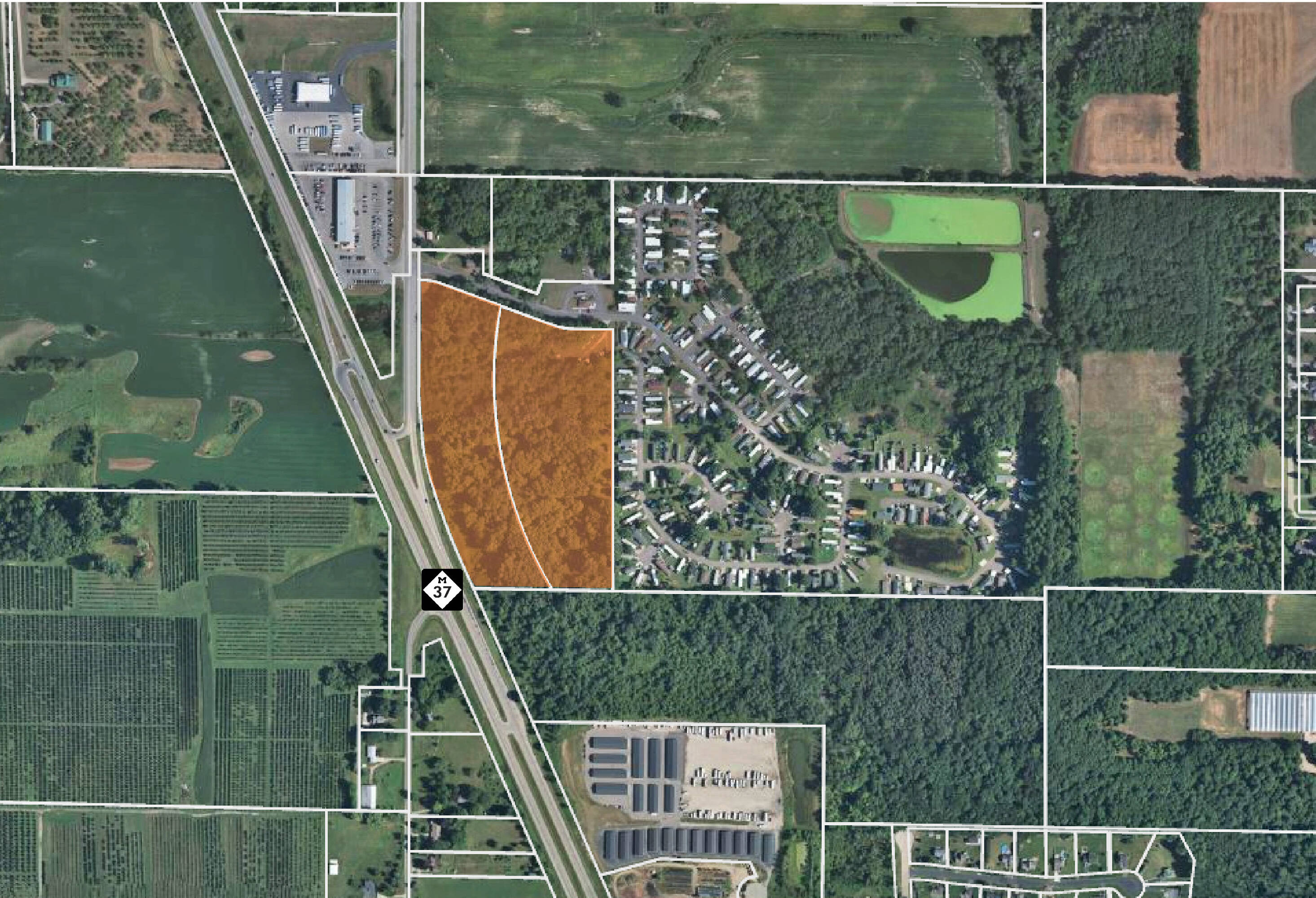 8780 Sparta Ave NW, Sparta, MI 49345