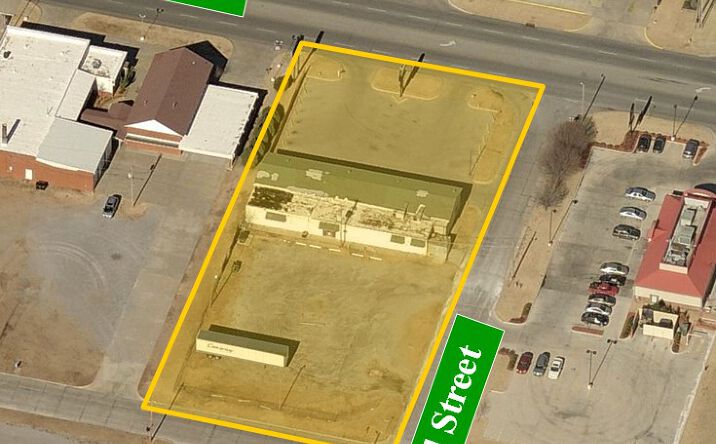 Pictures of Retail property located at 6202 NW Cache Rd, Lawton, OK 73505 for sales - image #1