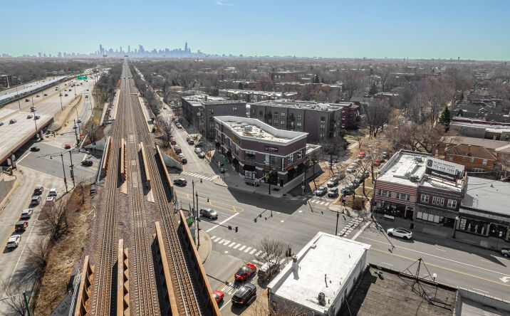 Pictures of Retail property located at 4185 W Irving Park Rd, Chicago, IL 60641 for sales - image #1