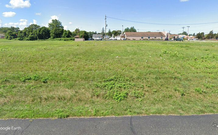 Pictures of Land property located at 2725 W 8th St, Erie, PA 16505 for sales - image #1