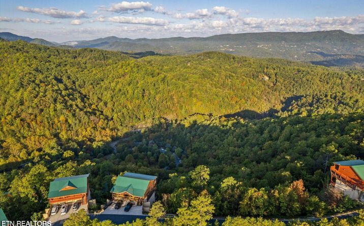 Pictures of Land property located at Mountain Ridge Way, Sevierville, TN 37862 for sales - image #1