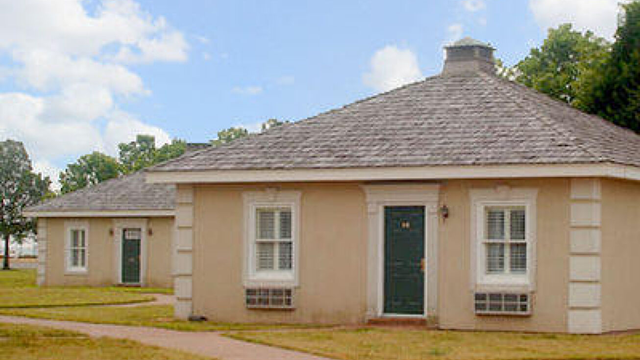 4325 Casino Center Dr, Robinsonville, MS 38664 Multifamily Property