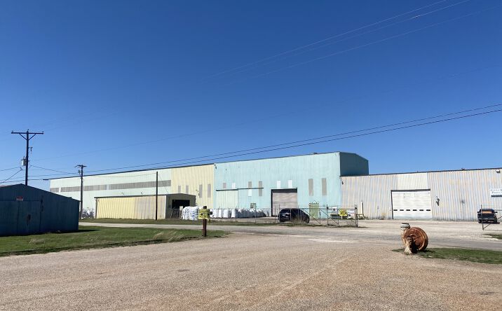 Pictures of Industrial property located at 1428 Co Rd 930, Mexia, TX 76667 for sales - image #1