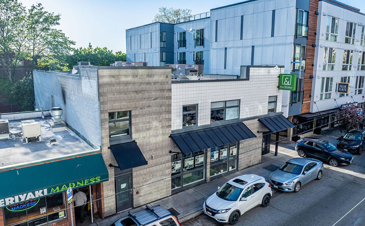 Pictures of Office, Retail property located at 115 15th Ave E, Seattle, WA 98112 for sales - image #1