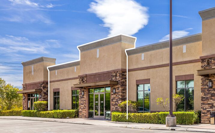 Pictures of Office, Retail property located at 6889 S Eastern Ave, Las Vegas, NV 89119 for sales - image #1