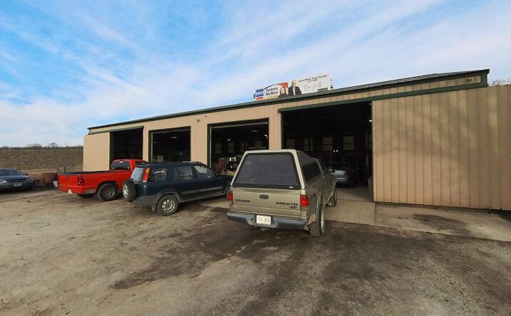 Pictures of Industrial property located at 1618 County Road 2950, Mountain View, MO 65548 for sales - image #1