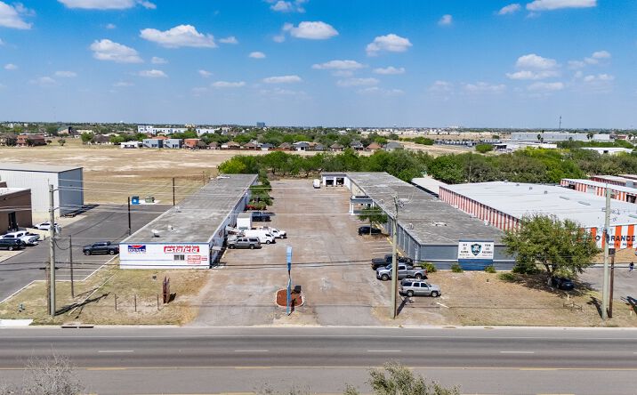 Pictures of Retail property located at 1008 E Pecan Blvd, McAllen, TX 78501 for sales - image #1