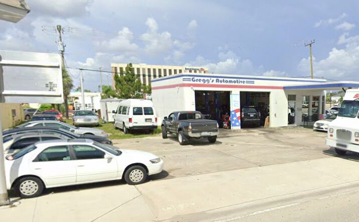Pictures of Retail property located at 236 S Tamiami Trl, Punta Gorda, FL 33950 for sales - image #1