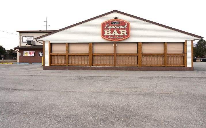 Pictures of Retail property located at 596 Busha Hwy, Marysville, MI 48040 for sales - image #1