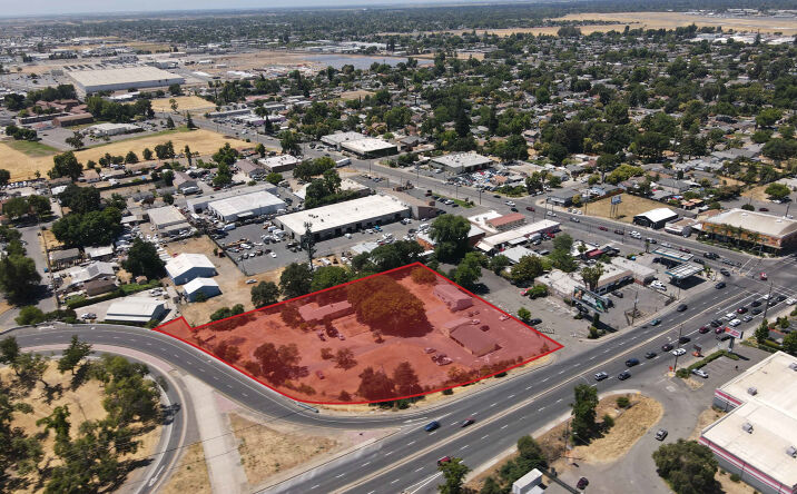 Pictures of Land property located at 3424 Fruitridge Rd, Sacramento, CA 95820 for sales - image #1