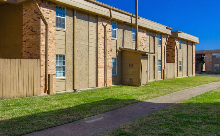 Pictures of Multifamily property located at 2205 Beckett St, Bossier City, LA 71111, 2307 Foster St, Bossier City, LA 71112, 2826 Misty Ln, Bossier City, LA 71111, 3160 Shed Rd, Bossier City, LA 71111 for sales - image #1