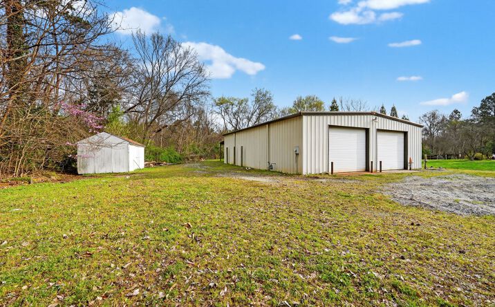 Pictures of Industrial property located at 420 Shoffner St, Graham, NC 27253 for sales - image #1