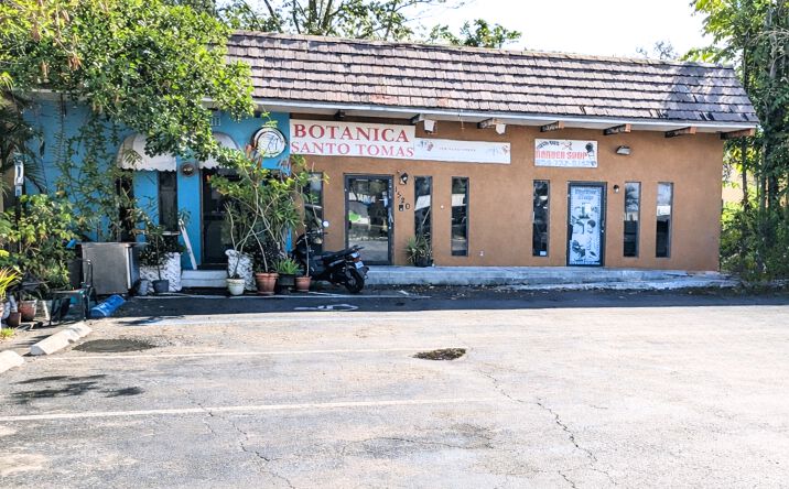 Pictures of Retail property located at 1518-1522 NE 4th Ave, Fort Lauderdale, FL 33304 for sales - image #1