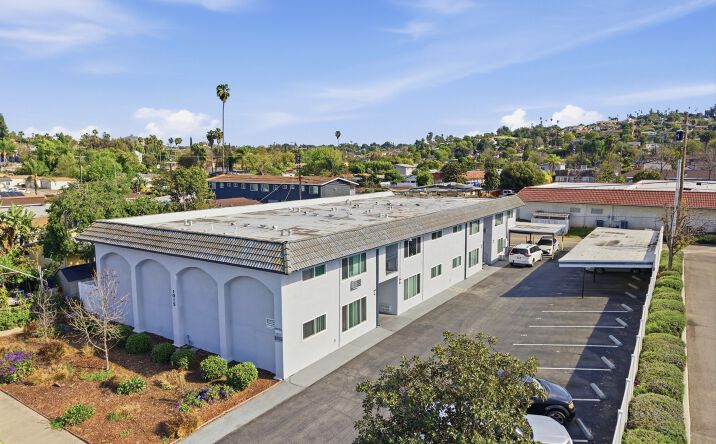 Pictures of Multifamily property located at 1015 E Ohio Ave, Escondido, CA 92025 for sales - image #1