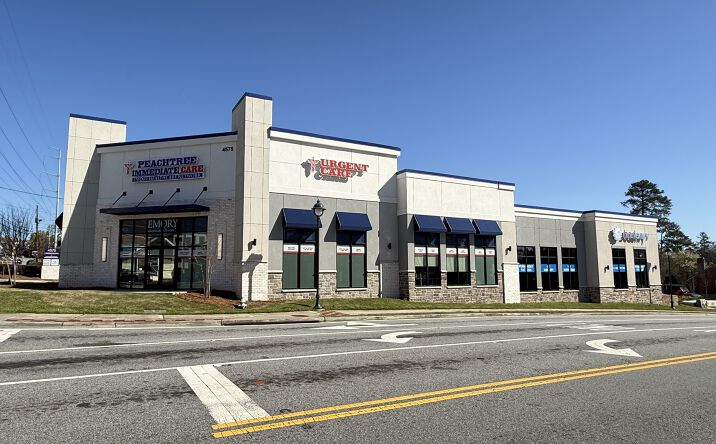 Pictures of Office property located at 4575 Roswell Rd, Sandy Springs, GA 30342 for sales - image #1