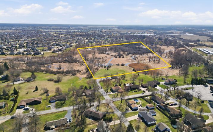 Pictures of Land property located at 10011 W 93rd Avenue, St. John, IN 46373 for sales - image #1