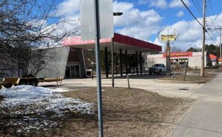 Pictures of Retail property located at 1115 Main Street, Sanford, ME 04073 for sales - image #1
