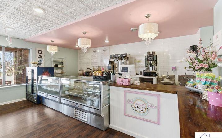 Pictures of Business for Sale, Retail property located at 320 Sunrise Drive, St. Peter, MN 56082 for sales - image #1