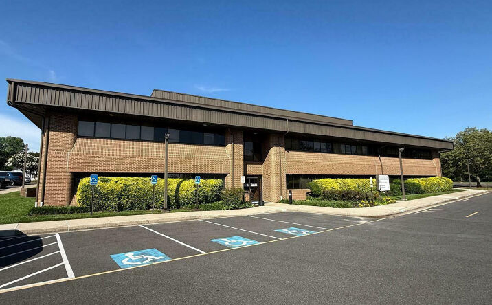 Pictures of Office property located at 560 Riverside Drive #201A, Salisbury, MD 21801 for sales - image #1