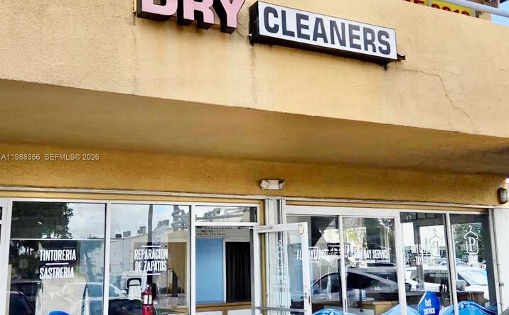 Pictures of Business for Sale, Office, Retail property located at 4222 W 16th Ave, Hialeah, FL 33012 for sales - image #1
