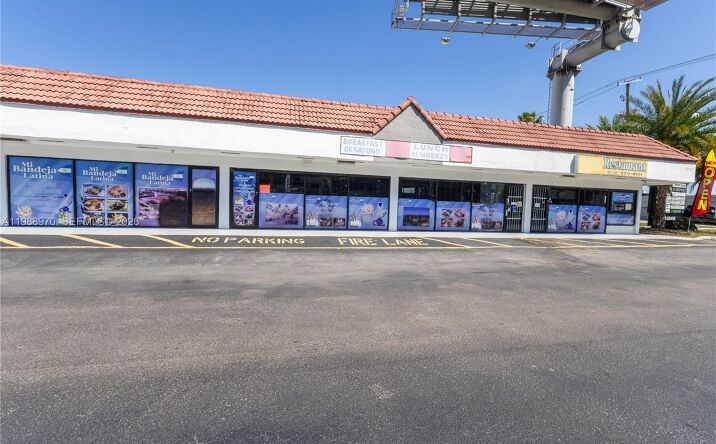Pictures of Business for Sale, Retail, Office property located at 10550 NW 77 Ct, Hialeah Gardens, FL 33016 for sales - image #1