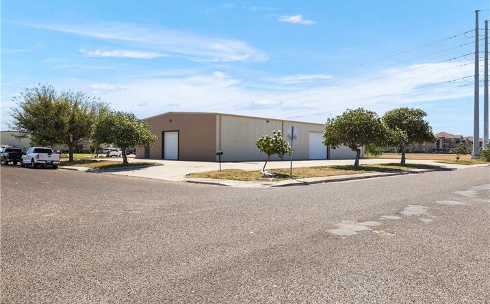 Pictures of Industrial property located at 1709 W Mozelle Drive, Pharr, TX 78577 for sales - image #1