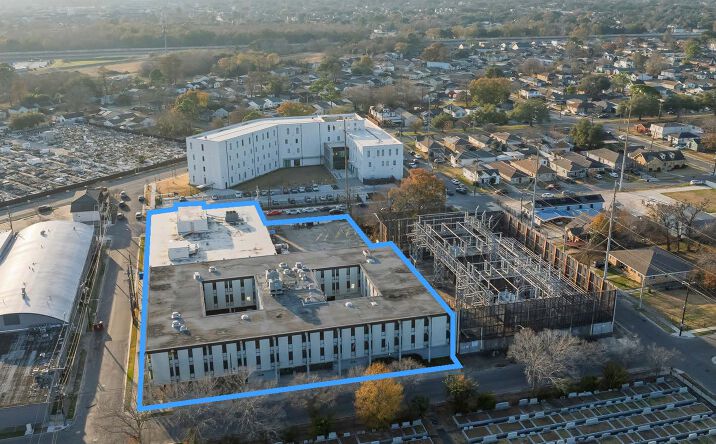 Pictures of Mixed Use, Multifamily, Office property located at 4100 Touro St, New Orleans, LA 70122 for sales - image #1