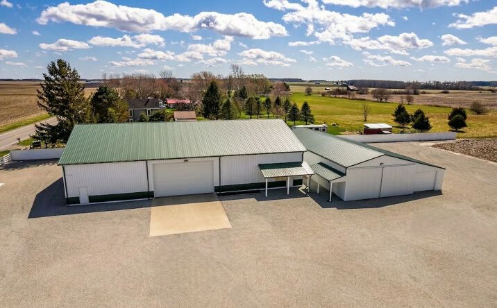 Pictures of Industrial, Retail property located at 7754 OH-73, Wilmington, OH 45177 for sales - image #1