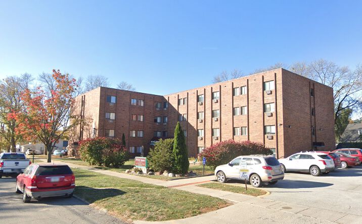 Pictures of Multifamily property located at 315 1st St S, Newton, IA 50208 for sales - image #1