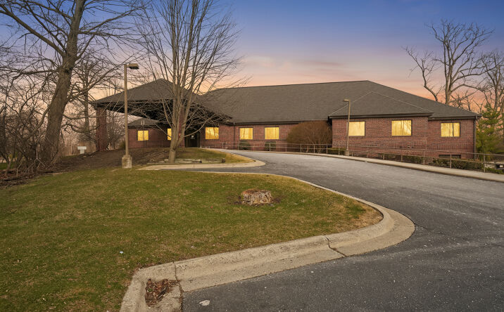 Pictures of Office property located at 1625 Ramblewood Dr, East Lansing, MI 48823 for sales - image #1