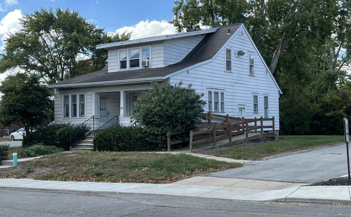 Pictures of Multifamily property located at 307 Cottage Ave, Anderson, IN 46012 for sales - image #1