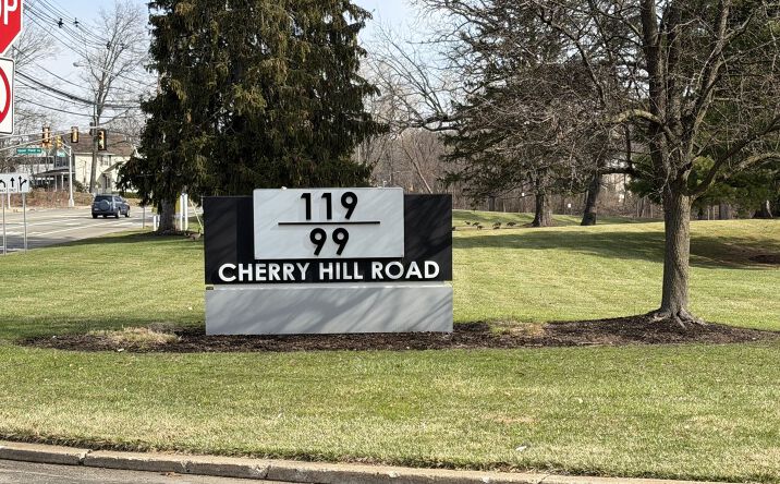 Pictures of Office property located at 99 and 119 Cherry Hill Road, Parsippany-Troy Hills, NJ 07054 for sales - image #1