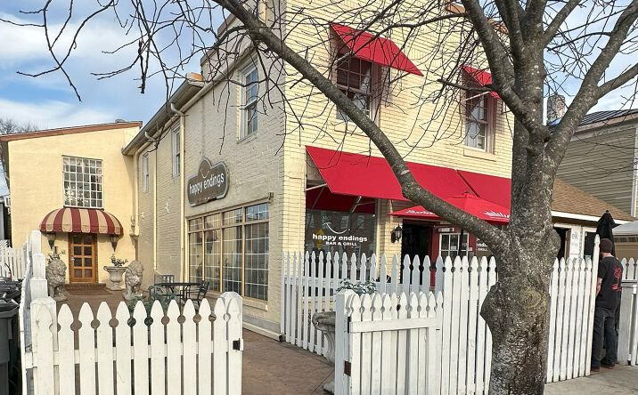 Pictures of Multifamily, Retail property located at 1317 Princess Anne St, Fredericksburg, VA 22401 for sales - image #1
