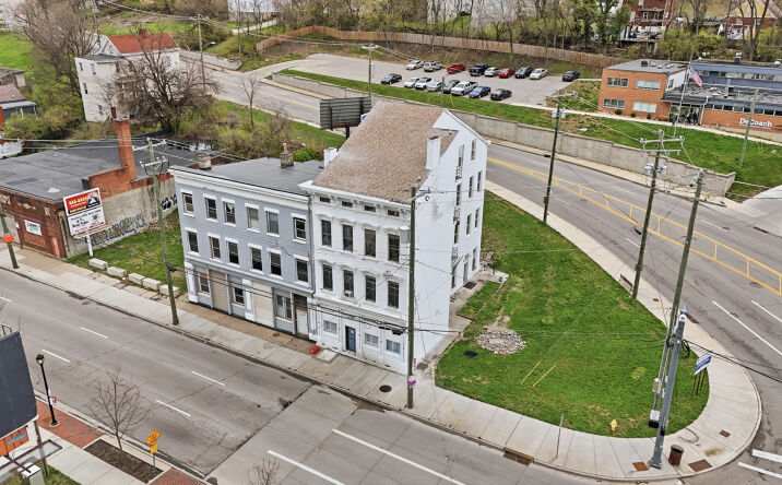 Pictures of Multifamily property located at 1610 Queen City Ave, Cincinnati, OH 45214 for sales - image #1