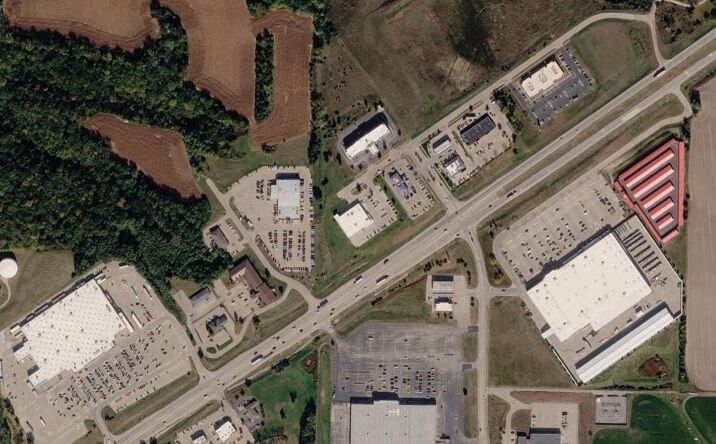 Pictures of Land property located at Lot 1 North Port Dr, Muscatine, IA 52761 for sales - image #1