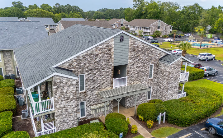 Pictures of Multifamily property located at 4711 Cobblestone Dr, Myrtle Beach, SC 29577 for sales - image #1