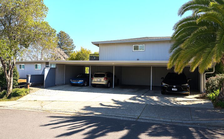 Pictures of Multifamily property located at 40 Foster St, Martinez, CA 94553 for sales - image #1