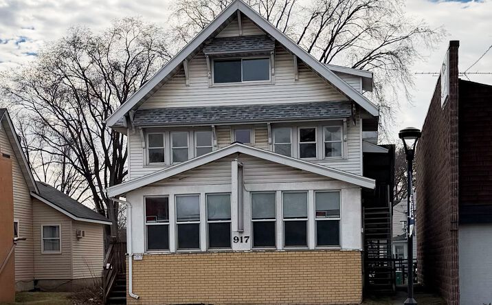 Pictures of Mixed Use, Office, Retail property located at 917 N Broadway Ave, Rochester, MN 55901 for sales - image #1